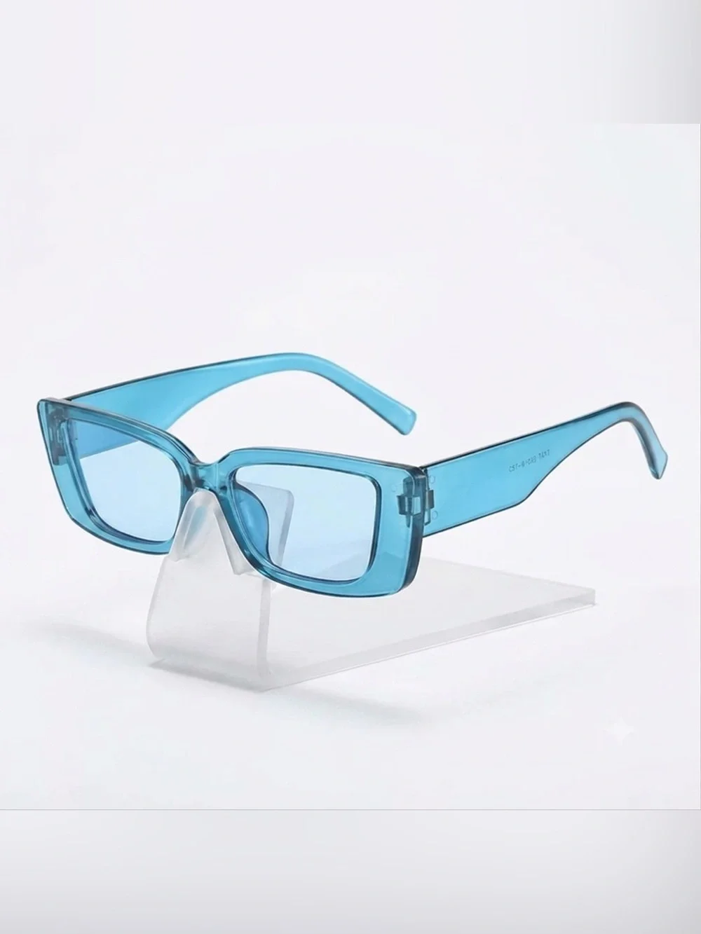 New Woman’s AJ Morgan Big Payback Super Oversized Light Blue Clear Sunglasses